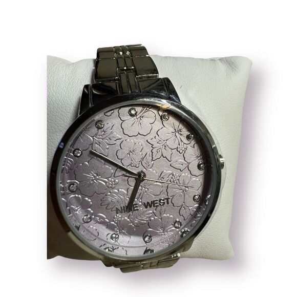 Nine West Women's Floral Dial Watch Genuine‎ Crystal Accented Silver Gray 2647 - Picture 4 of 12